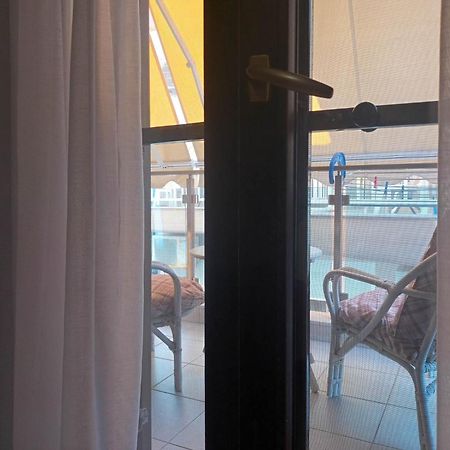 Hotel Viky Sarti Bagian luar foto
